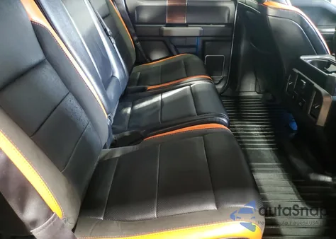 2017 Ford F150 Raptor z USA, uszkodzony, nr VIN 1FTFW1RG4HFA83875